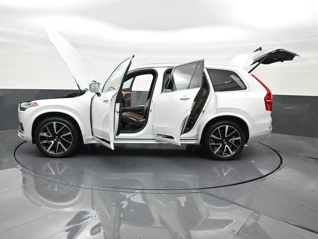 2023 Volvo XC90 Plus