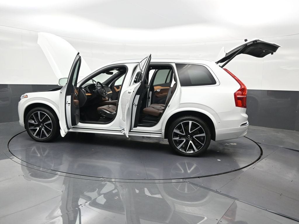 2023 Volvo XC90 Plus