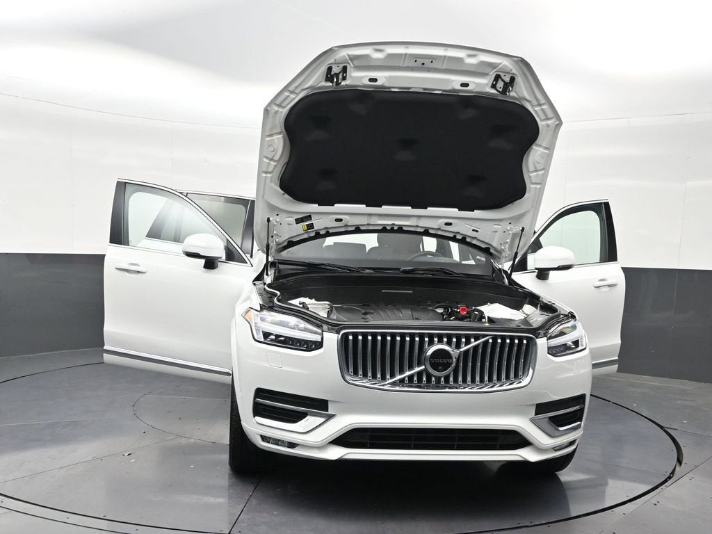 2023 Volvo XC90 Plus