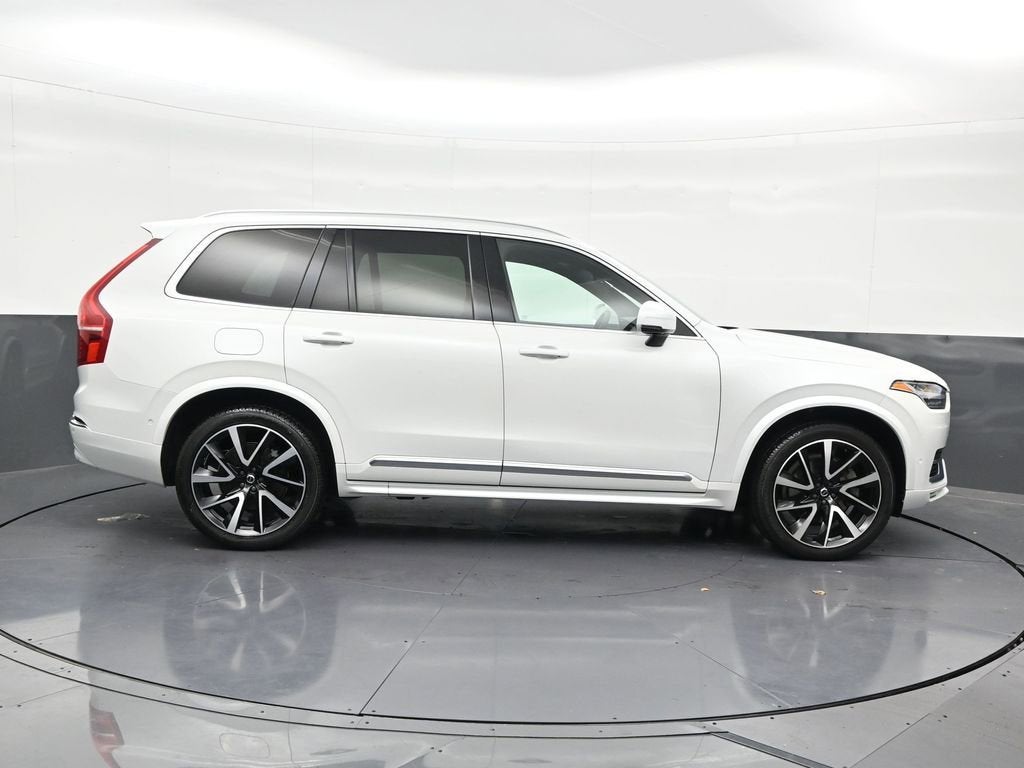 2023 Volvo XC90 Plus