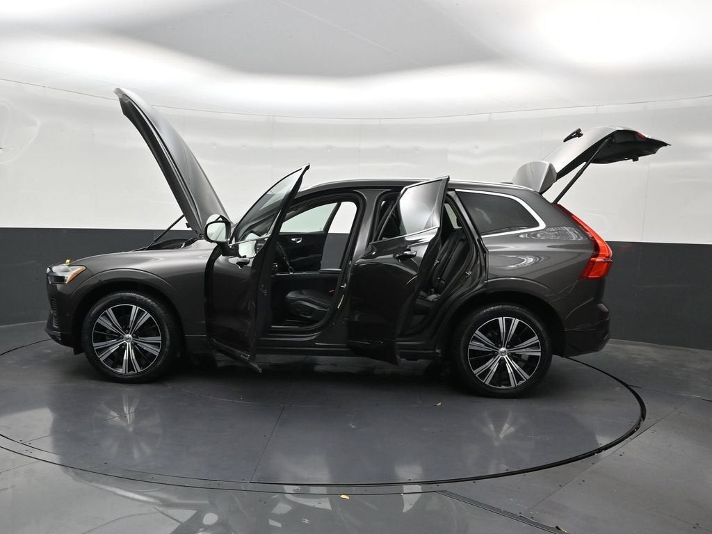 2023 Volvo XC60 B5 Plus Bright Theme