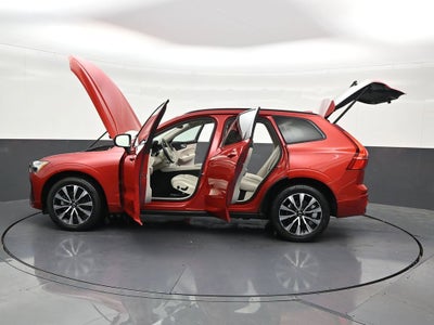2024 Volvo XC60 Core Dark Theme