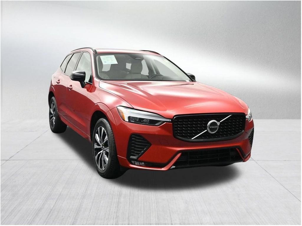 2024 Volvo XC60 Core Dark Theme