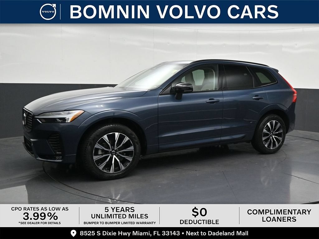2024 Volvo XC60 B5 Core Dark Theme
