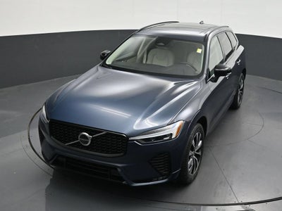 2024 Volvo XC60 B5 Core Dark Theme