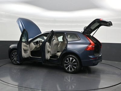 2024 Volvo XC60 B5 Core Dark Theme