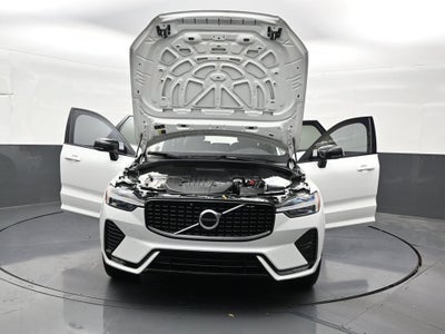 2024 Volvo XC60 Core Dark Theme