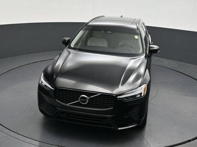 2024 Volvo XC60 B5 Core Dark Theme