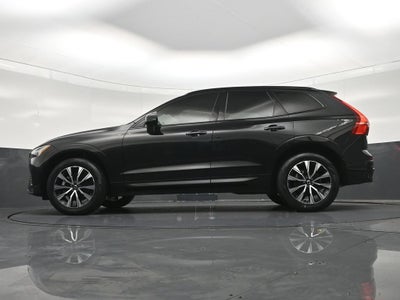 2024 Volvo XC60 B5 Core Dark Theme
