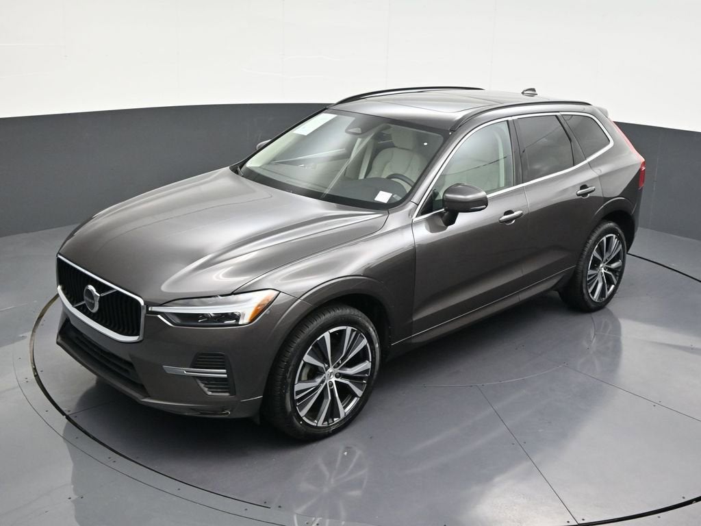 2022 Volvo XC60 Momentum