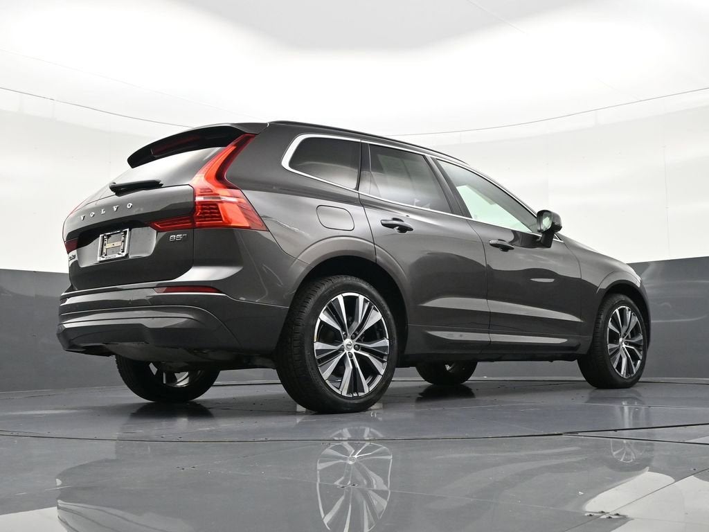 2022 Volvo XC60 Momentum