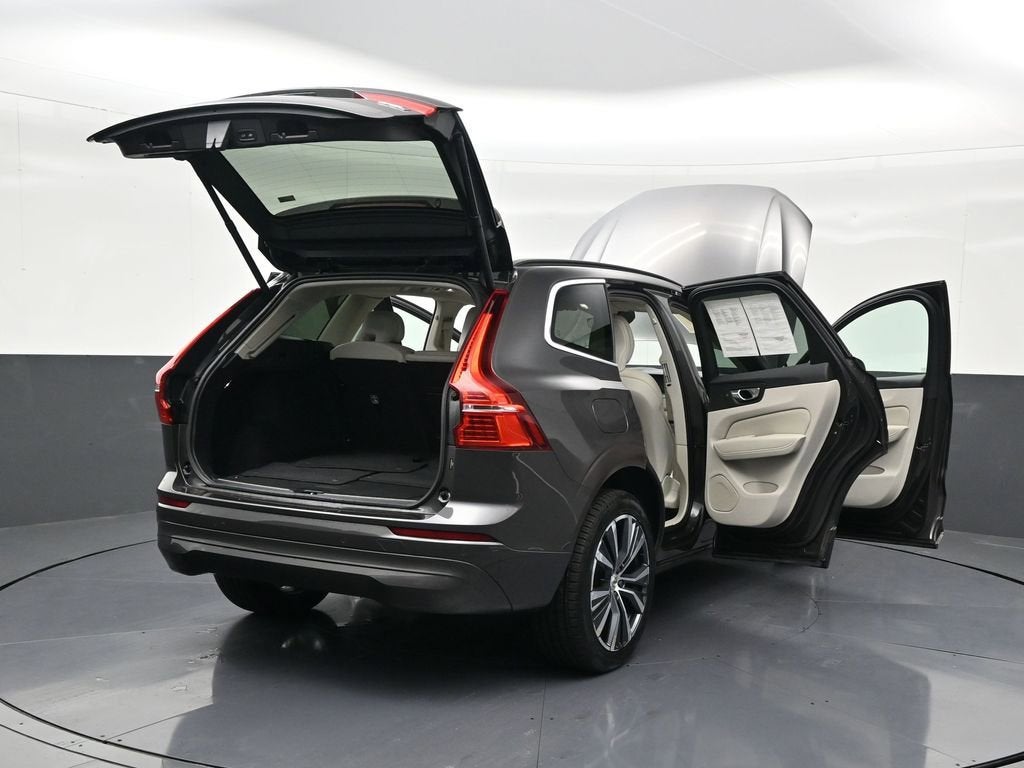 2022 Volvo XC60 Momentum