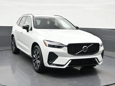 2024 Volvo XC60 B5 Core Dark Theme
