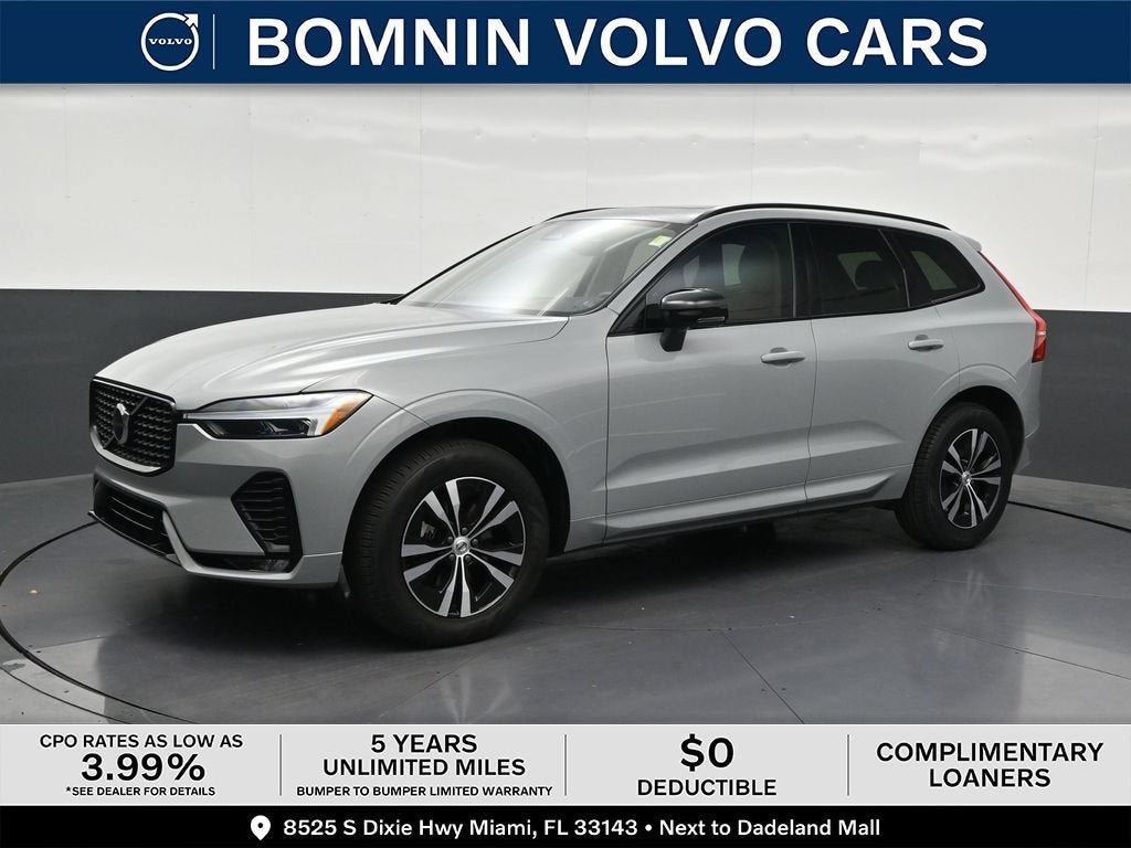 2024 Volvo XC60 B5 Core Dark Theme