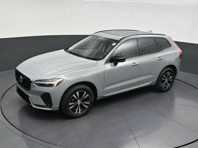 2024 Volvo XC60 B5 Core Dark Theme