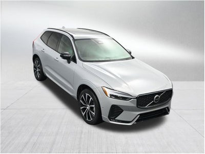 2024 Volvo XC60 Plus Dark Theme