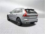 2024 Volvo XC60 Plus Dark Theme
