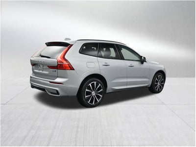 2024 Volvo XC60 Plus Dark Theme