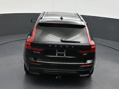2024 Volvo XC60 Plus Dark Theme