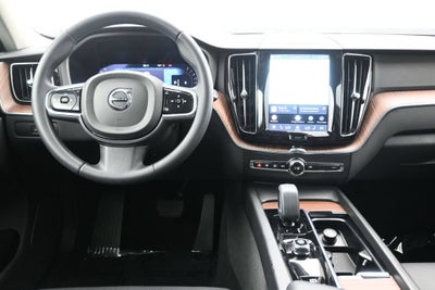 2024 Volvo XC60 Plus Dark Theme