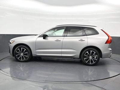 2024 Volvo XC60 Plus Dark Theme