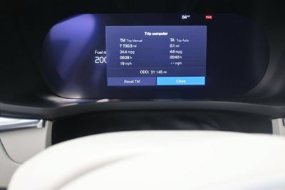 2024 Volvo XC60 B5 Plus Dark Theme