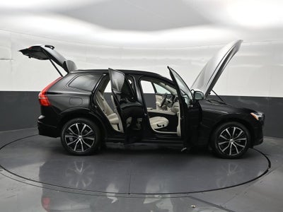 2024 Volvo XC60 B5 Plus Dark Theme