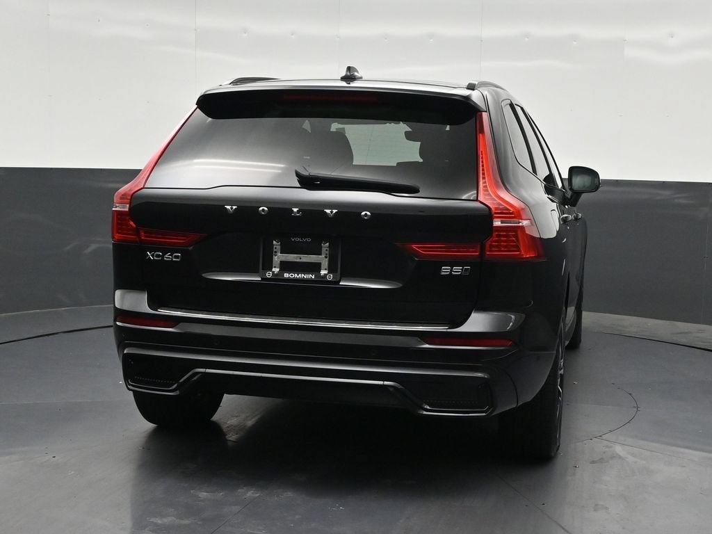 2024 Volvo XC60 B5 Plus Dark Theme
