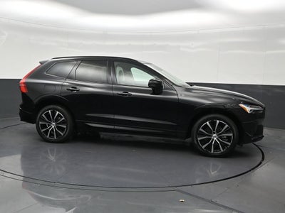 2024 Volvo XC60 B5 Plus Dark Theme