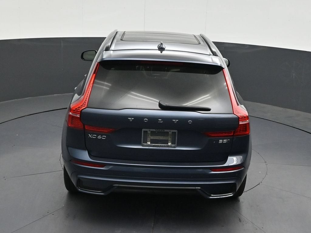 2024 Volvo XC60 B5 Plus Dark Theme