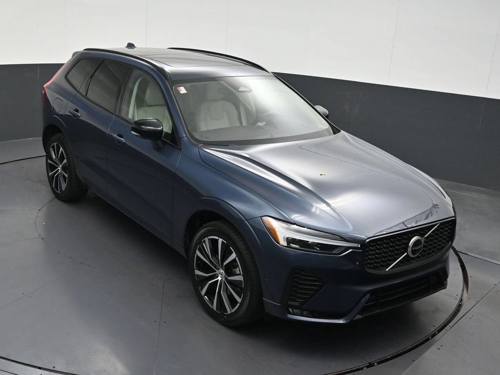 2024 Volvo XC60 B5 Plus Dark Theme