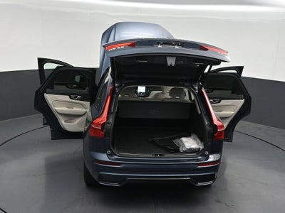 2024 Volvo XC60 B5 Plus Dark Theme