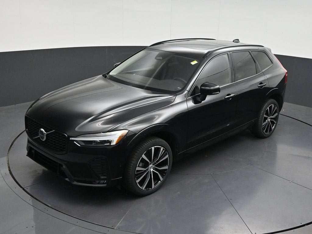 2024 Volvo XC60 B5 Plus Dark Theme