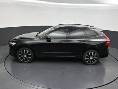 2024 Volvo XC60 B5 Plus Dark Theme