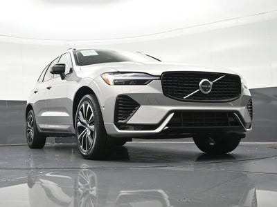 2024 Volvo XC60 Plus Dark Theme