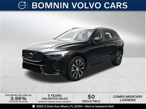 2024 Volvo XC60 Plus Dark Theme