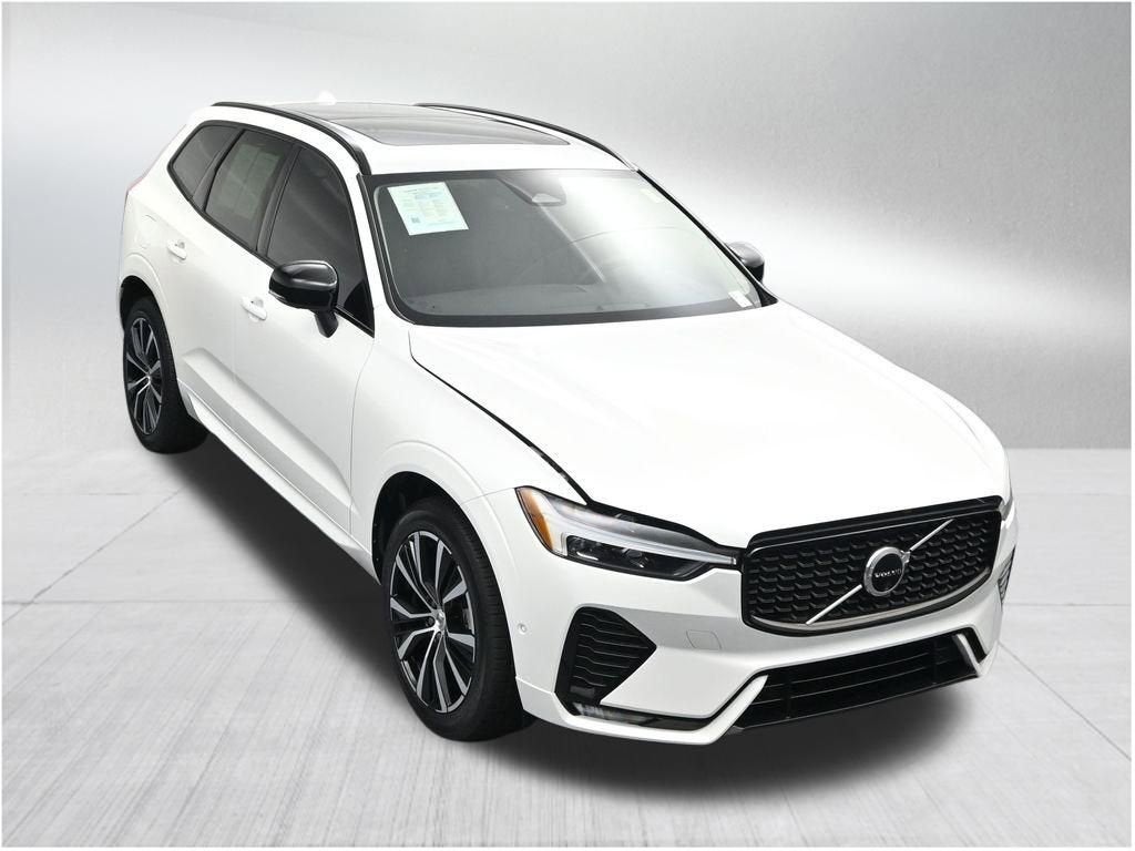 2024 Volvo XC60 Plus Dark Theme