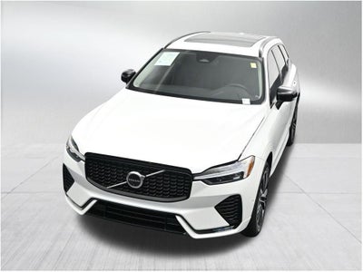 2024 Volvo XC60 Plus Dark Theme