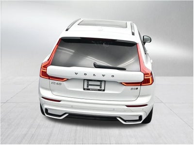 2024 Volvo XC60 Plus Dark Theme