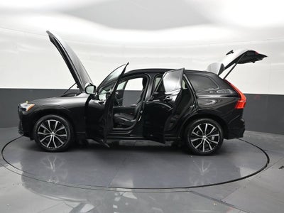 2024 Volvo XC60 B5 Plus Dark Theme