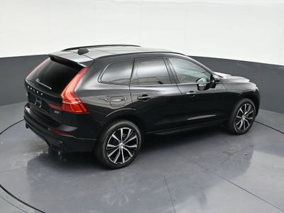 2024 Volvo XC60 Plus Dark Theme