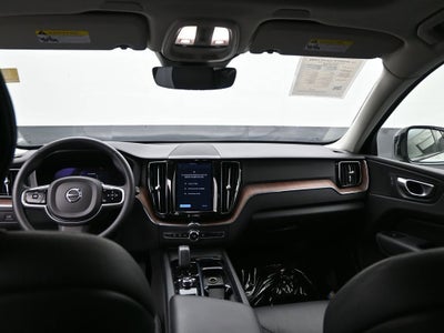 2024 Volvo XC60 Plus Dark Theme