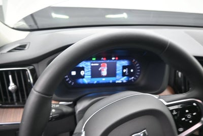 2024 Volvo XC60 B5 Plus Dark Theme