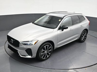 2024 Volvo XC60 B5 Plus Dark Theme