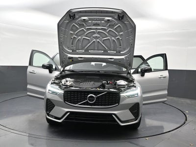 2024 Volvo XC60 B5 Plus Dark Theme