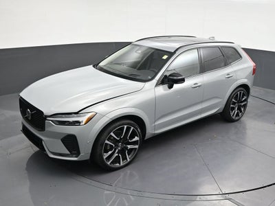 2024 Volvo XC60 Ultimate Dark Theme