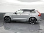 2024 Volvo XC60 Ultimate Dark Theme
