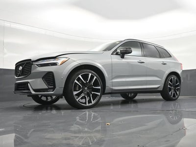 2024 Volvo XC60 Ultimate Dark Theme