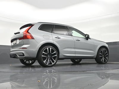 2024 Volvo XC60 Ultimate Dark Theme