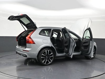 2024 Volvo XC60 Ultimate Dark Theme